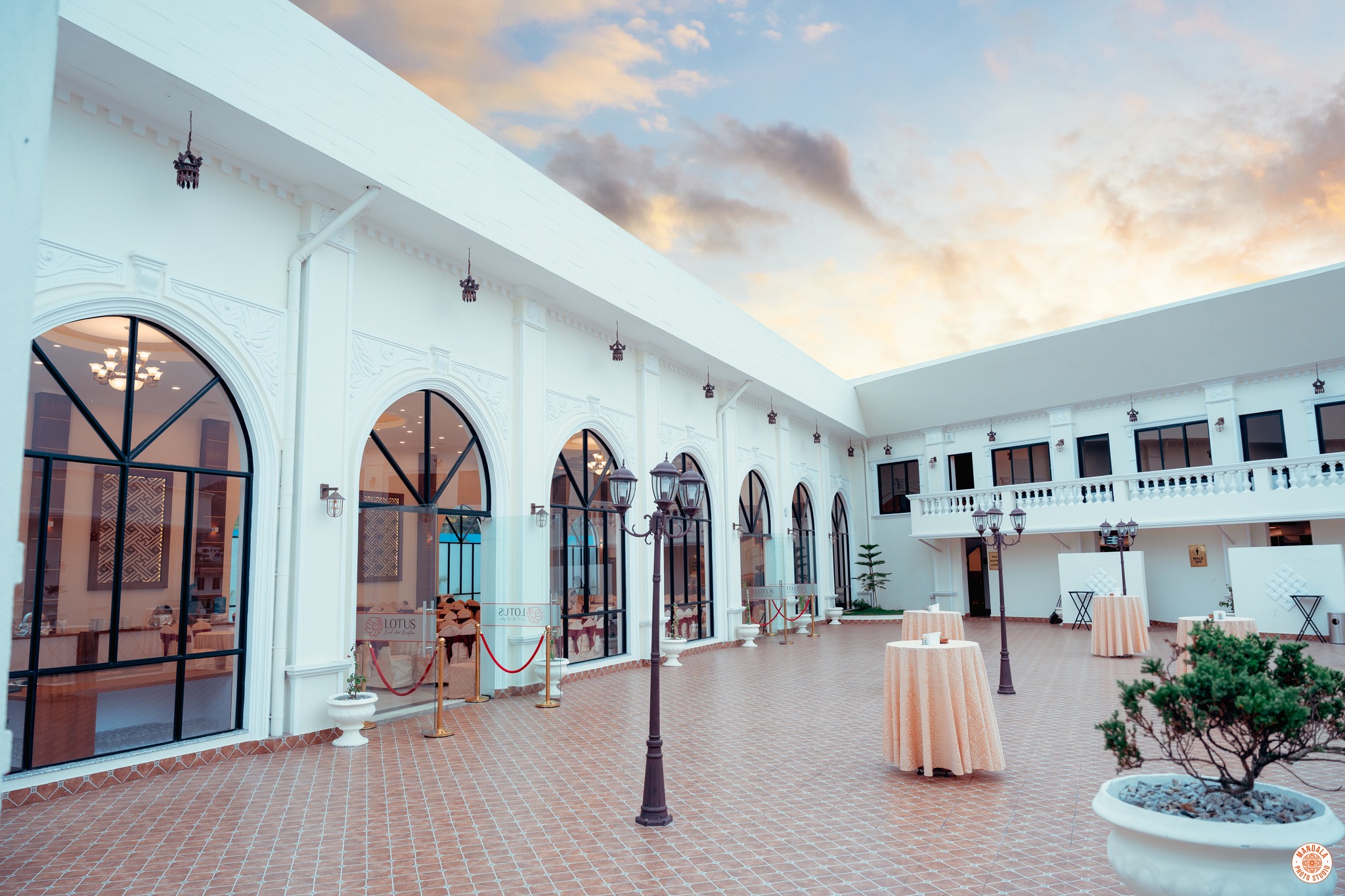 LOTUS Event & Reception  