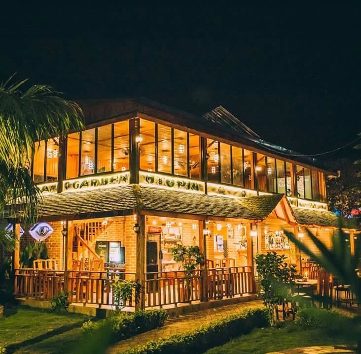 Utopia Garden & Snacks Bar